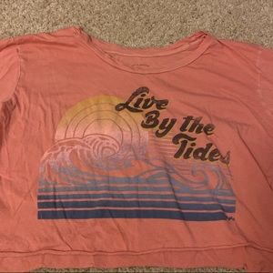 billabong t shirt (slightly cropped)